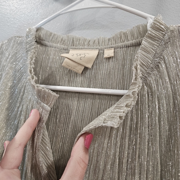 Anthropology shimmer smocked tank - Picture 9 of 16